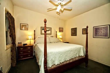 Carriage House Suite